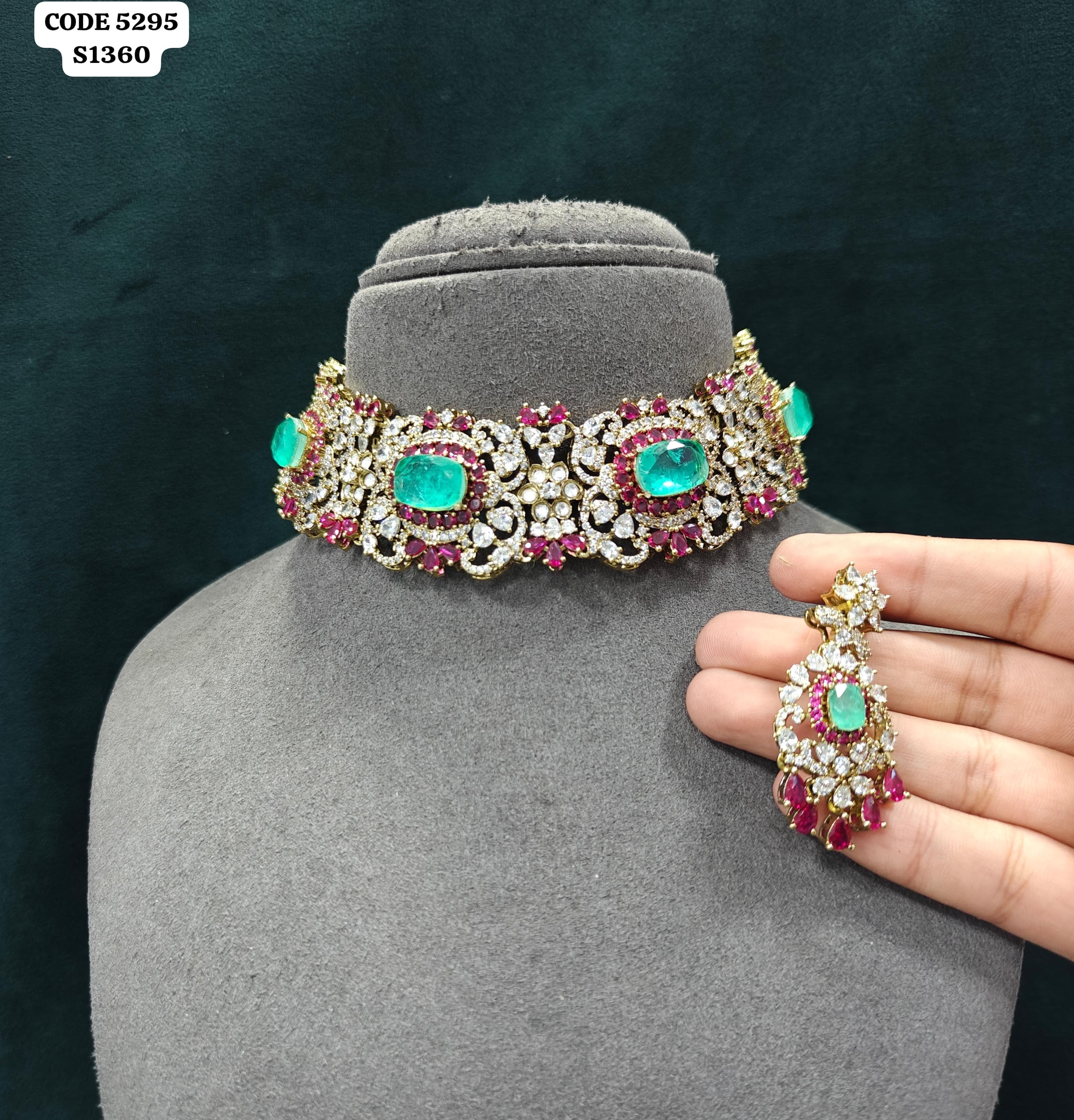Necklace Set 056